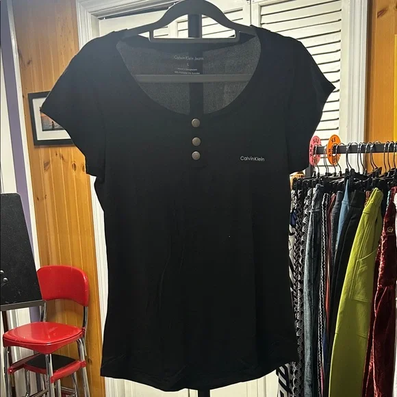 Nwot Calvin Klein Black Short Sleeve Tee - Picture 1 of 4
